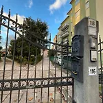 Casa Laguna Escape