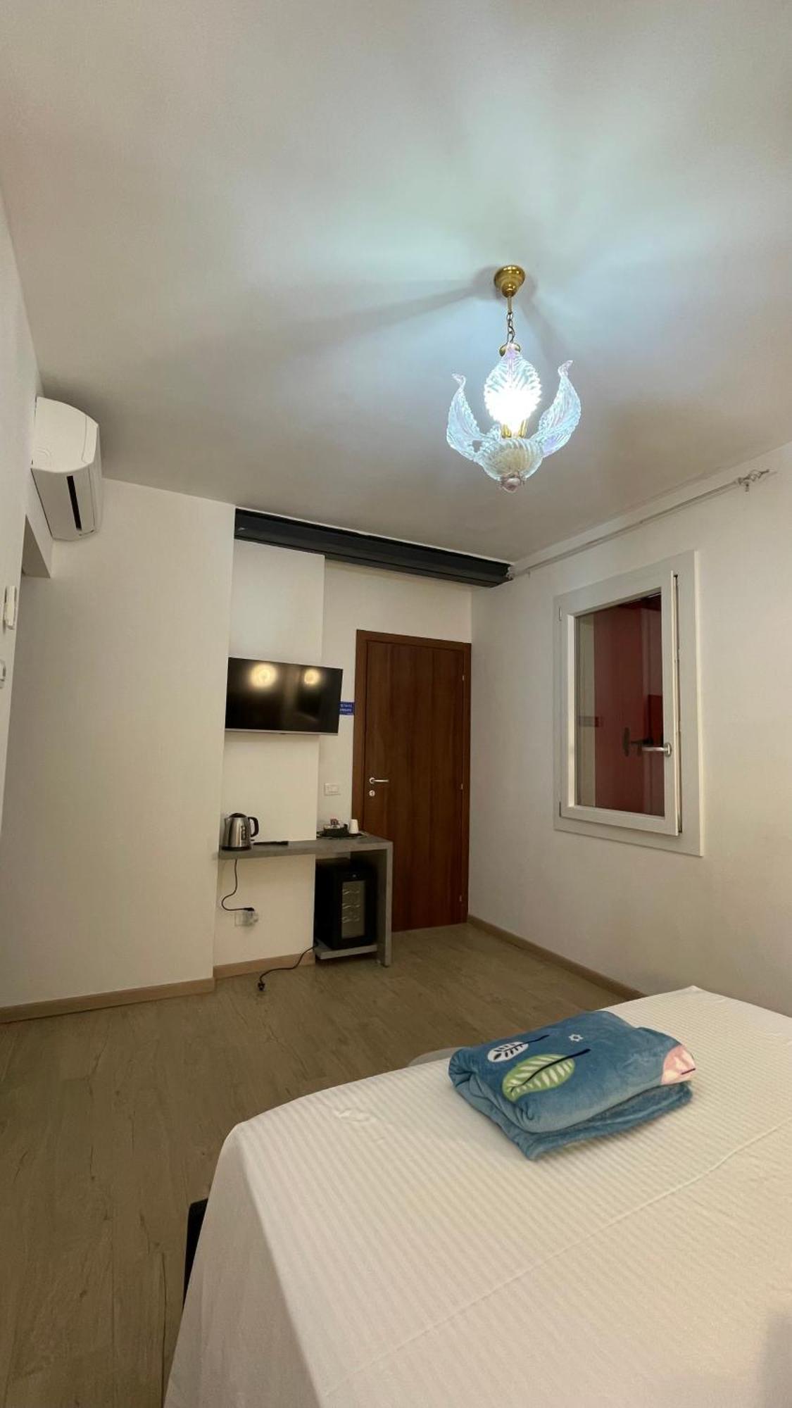 Casa Laguna Escape